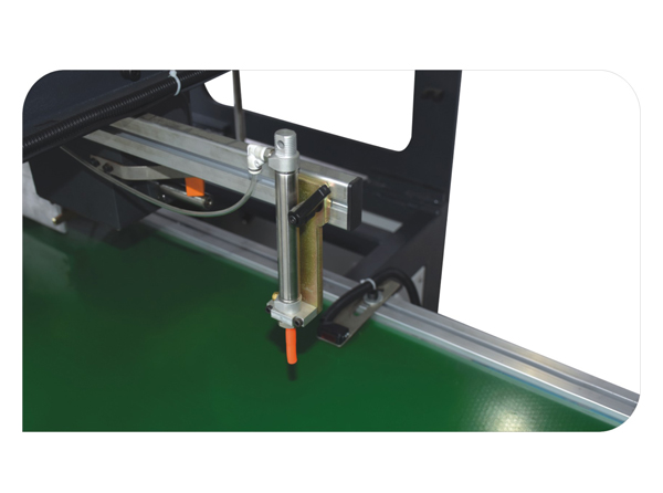 自動(dòng)打扣機(jī)